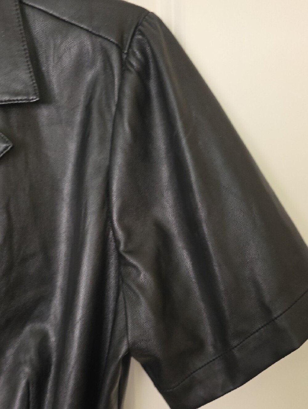 Gorgeous PAIGE Sorenne Faux Leather SOFT Black Romper M - Picture 9 of 14